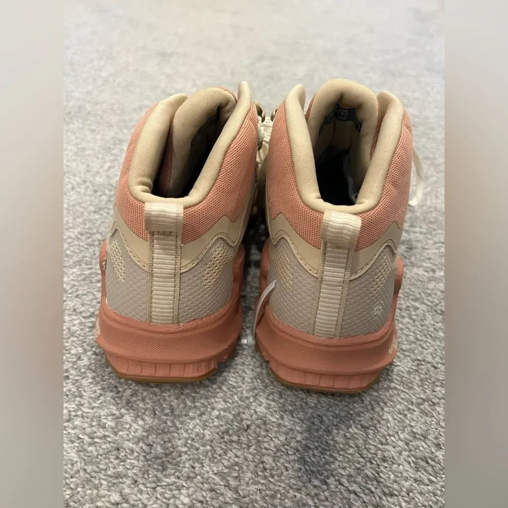 Keen Women's Zionic NXT Waterproof Hiking Boot - Beige and Tan Footwear - Size 9